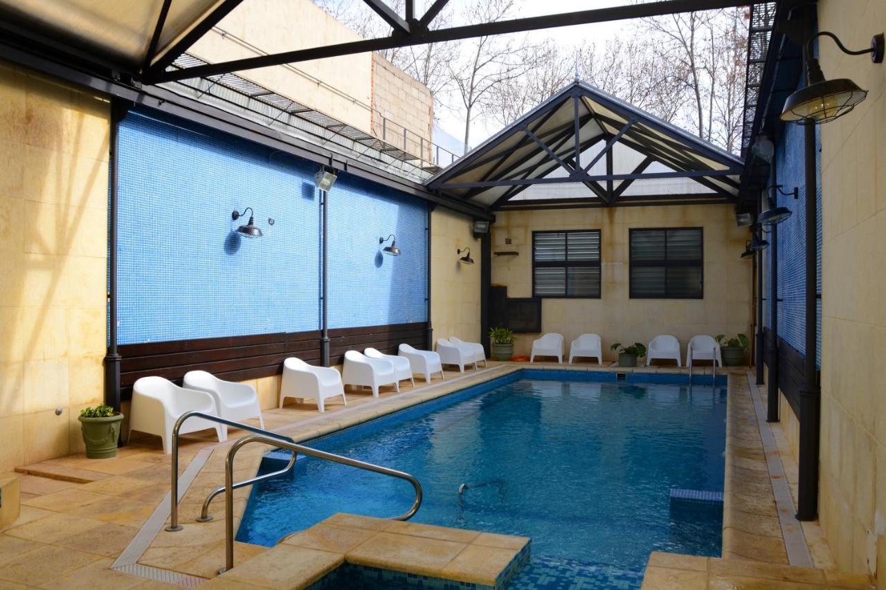 Hotel Leoncia Колония-дель-Сакраменто Экстерьер фото