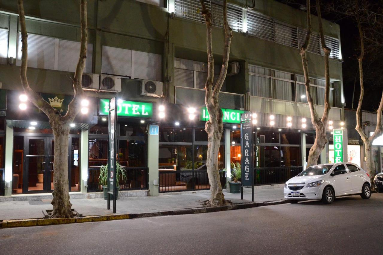 Hotel Leoncia Колония-дель-Сакраменто Экстерьер фото