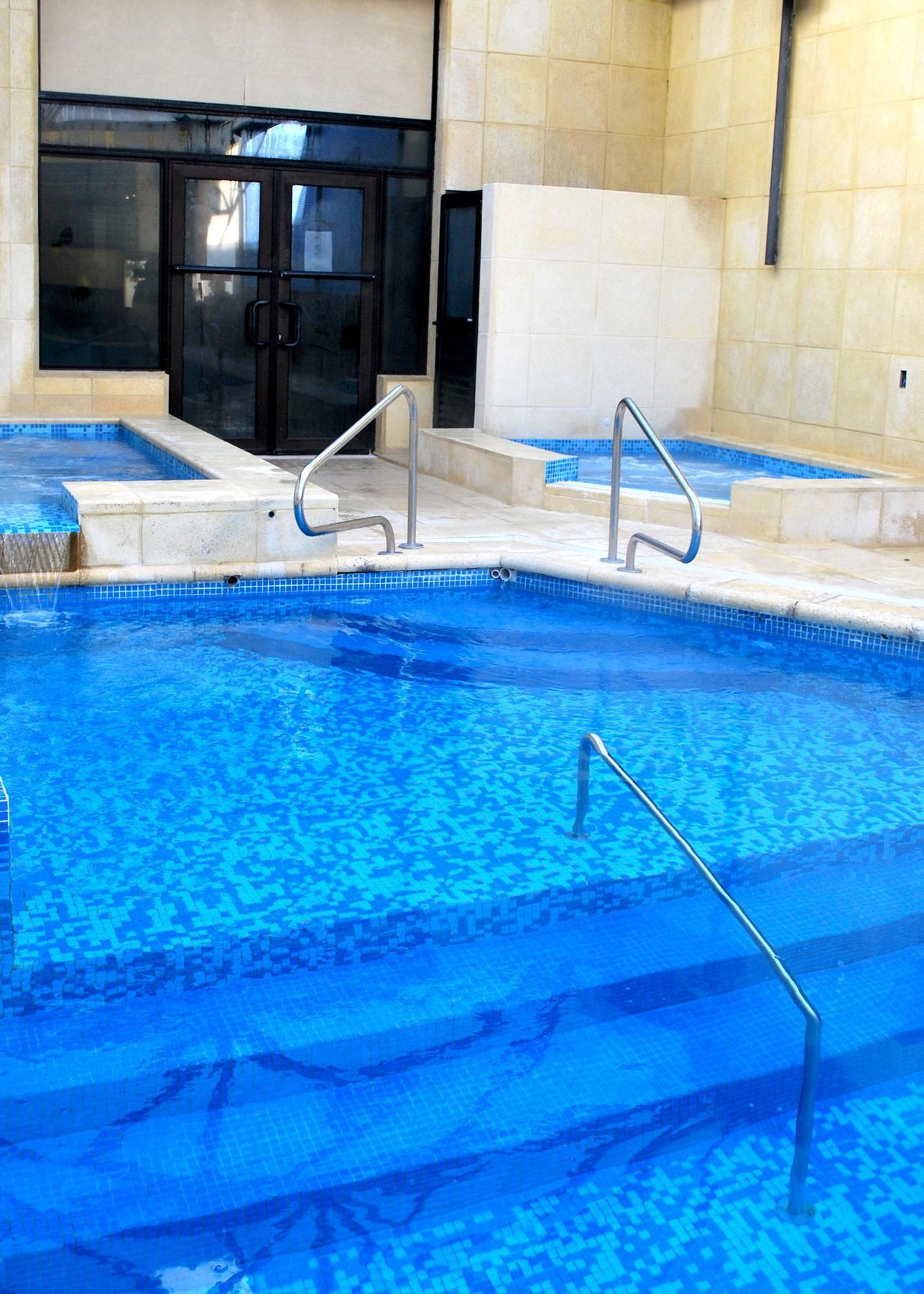 Hotel Leoncia Колония-дель-Сакраменто Экстерьер фото